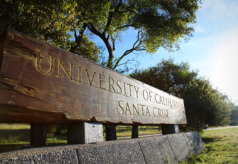 UC Santa Cruz entrance sign
